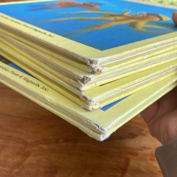 Vintage Sesame Street Hardcovers Volume 9,10,11,12 - Picture 5 of 14